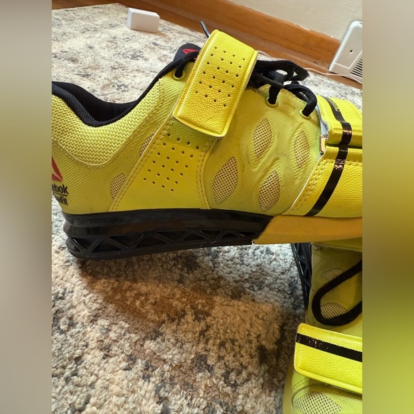 Reebok CrossFit lifting shoes - Picture 3 of 11